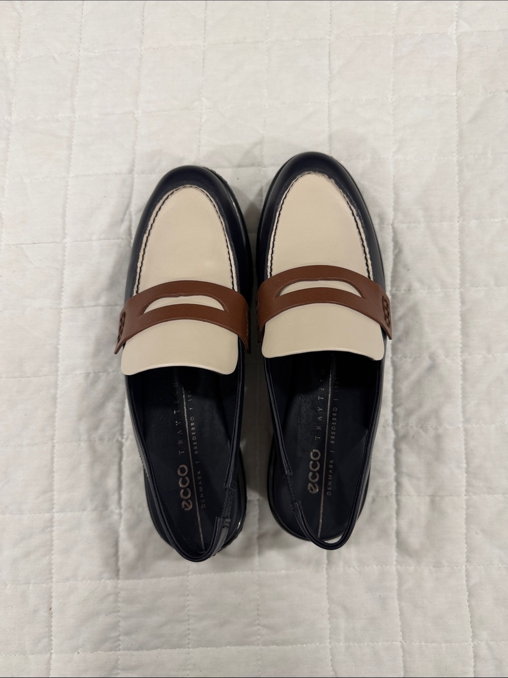 Ecco Women's Black Cream and Brown Leather Penny Loafers